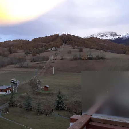 2 Ch 40 M2 Au Pied Des Pistes De Ski * Enchastrayes